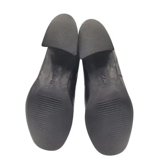 Clarks Womens Black Loafers Leather Slip on Block Heel 2" Sz 8 - Picture 10 of 10